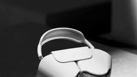 Airpods Max wireless headphone Premium Quality (Limited Stock)